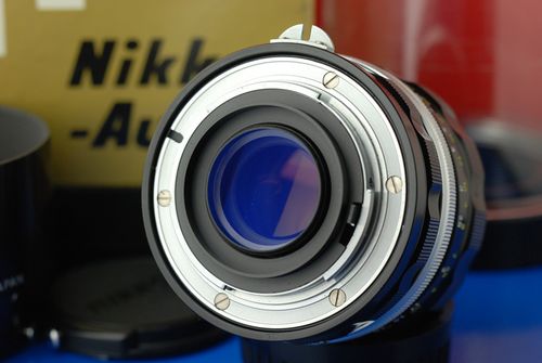 好成色带包装尼康白嘴 auto 105/2.5 原厂遮光罩-1350元